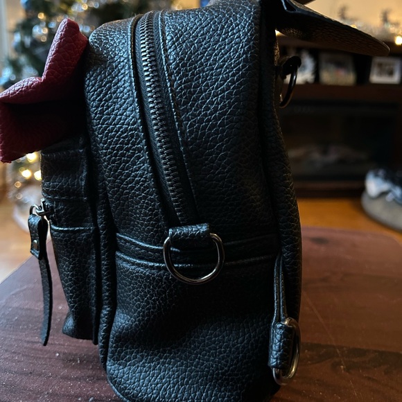 Small Backack - Picture 3 of 7